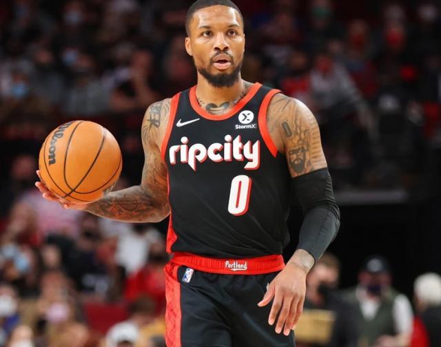 半岛体育APP-关键球比拼被太阳完爆 开拓者10战9负已无药可救