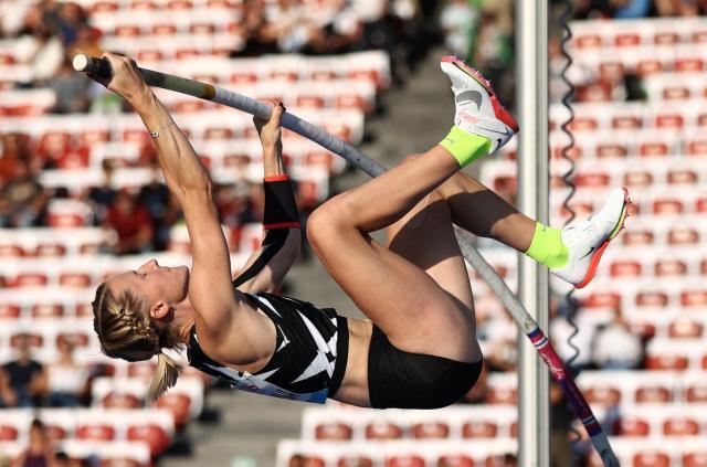 半岛体育APP-钻联总决赛女子撑杆跳破5米大关 汤普森再创佳绩