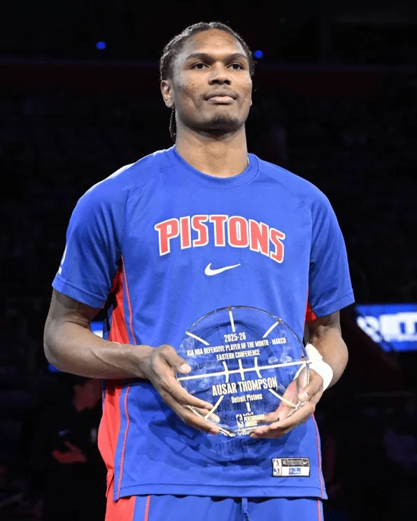 半岛体育-防守悍将！活塞官方：恭喜奥萨尔当选东部月度最佳防守球员