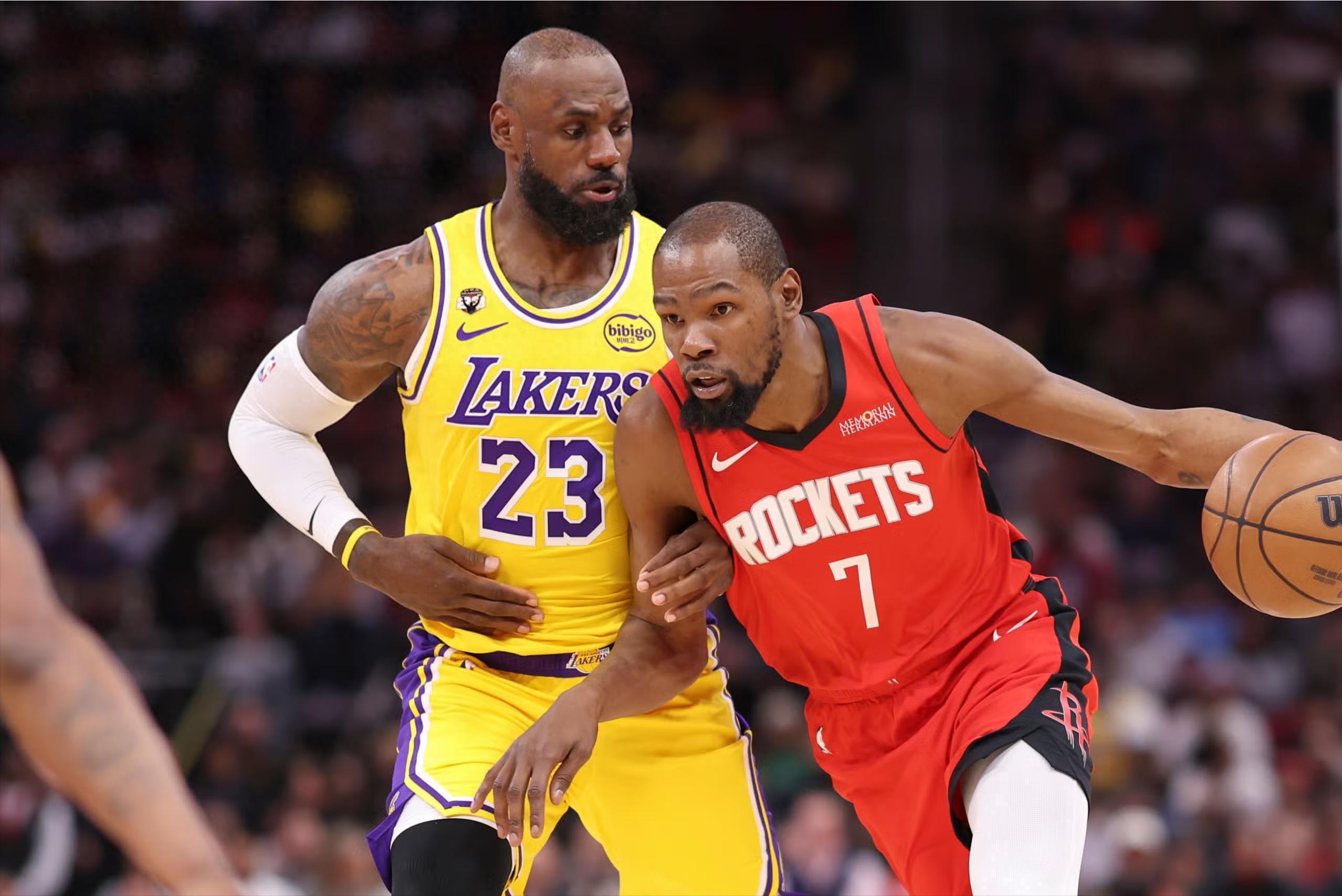 半岛体育-西部排名敲定，火湖对决来袭！詹姆斯VS杜兰特+库里附加赛战小卡